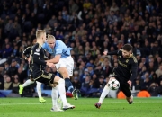 AYX官方直播-巴萨主场-横扫对手，全队表现抢眼引人注目