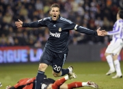 爱游戏世界杯2026-英超争冠焦点战启示录，篮网式节奏掌控如何助力深圳队破局