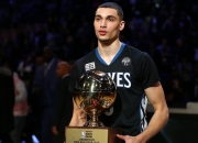 爱游戏体育-欧冠淘汰赛焦点战，阿根廷封锁巴黎，战术铁幕下的足球博弈