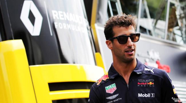 雷诺车队横扫阿斯顿马丁，佩雷兹带队取胜