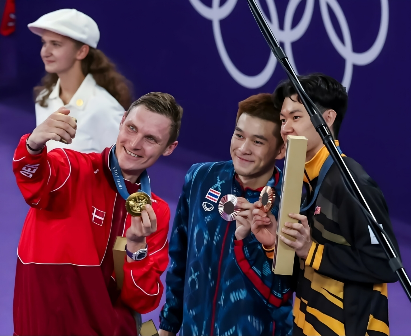 泰国队逆转德国队，安赛龙扛起全队