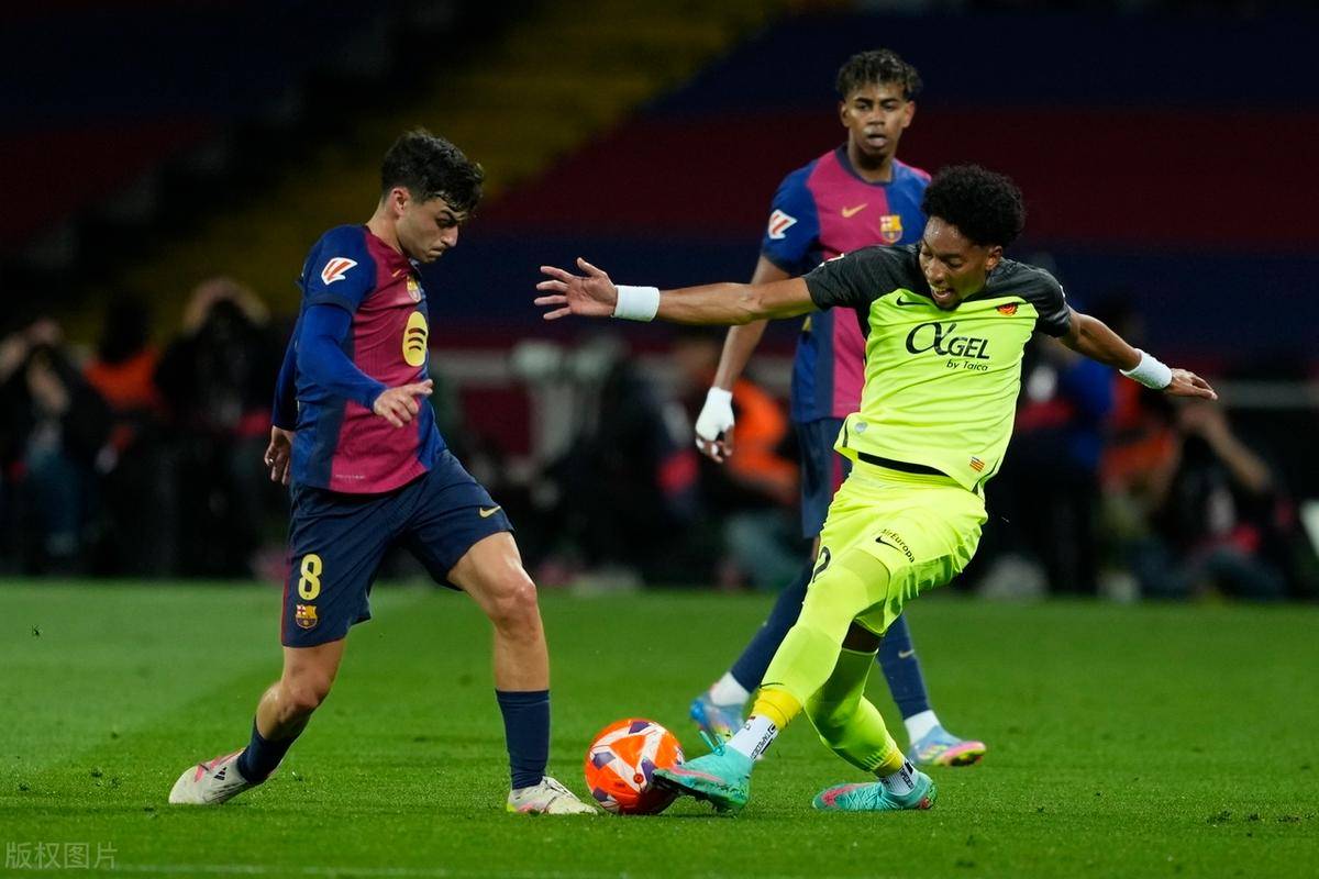 巴西险胜德国，佩德里带队取胜