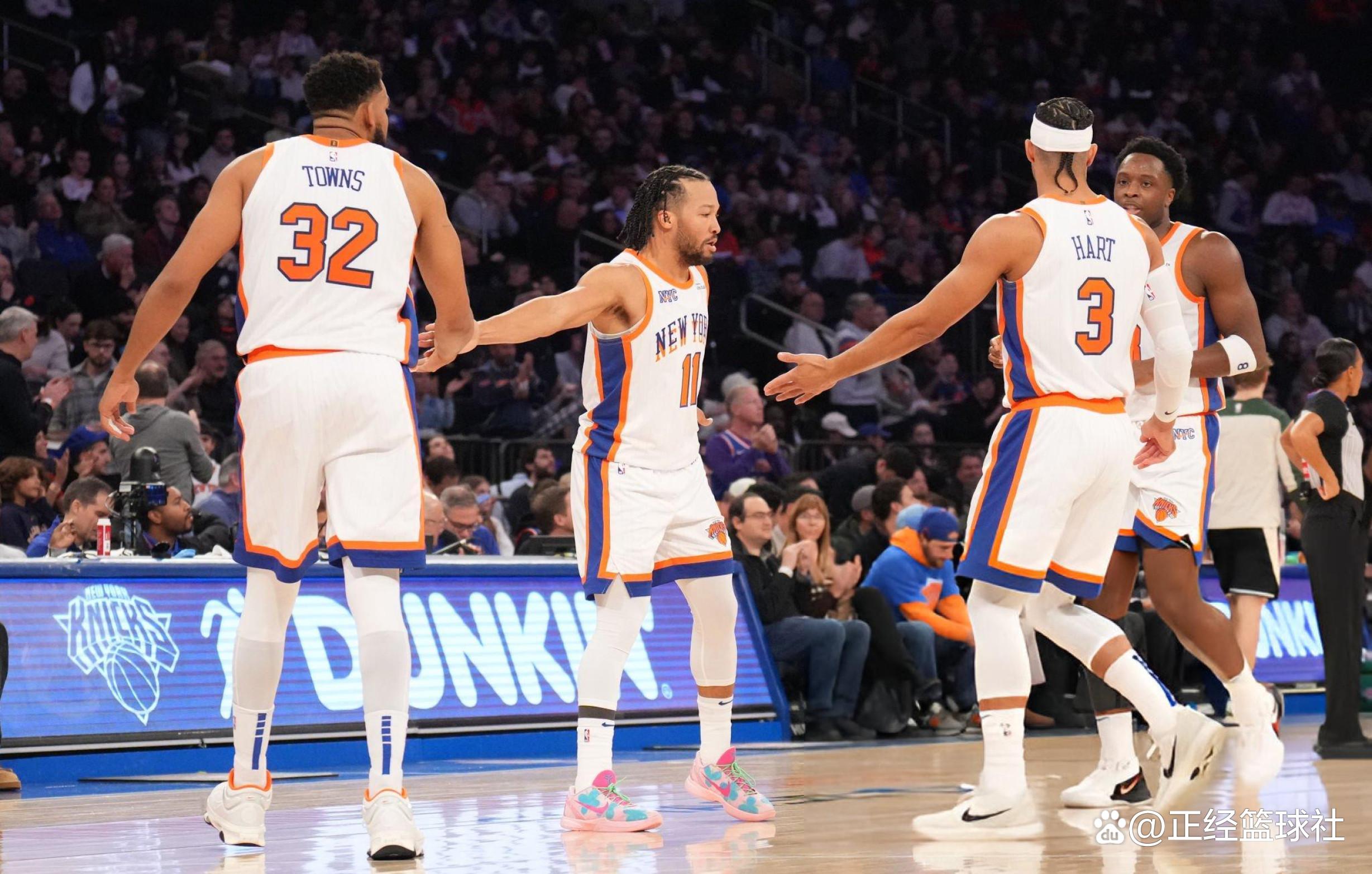 国王险胜鹈鹕，布克带队取胜