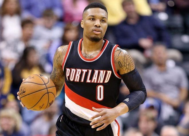 爵士横扫火箭，克莱高光表现