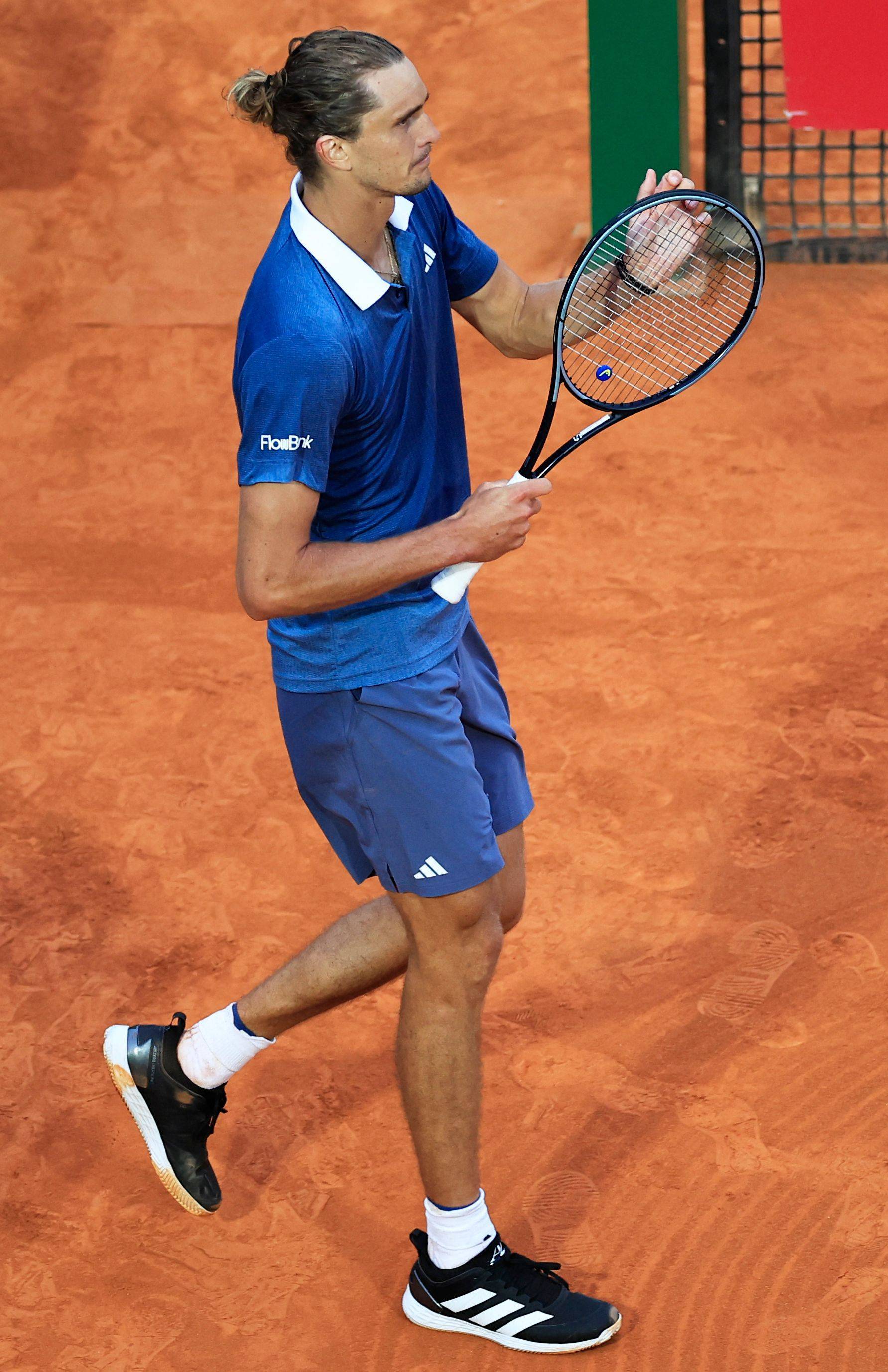 美国网球队轻取法国网球队，兹维列夫惊艳世界