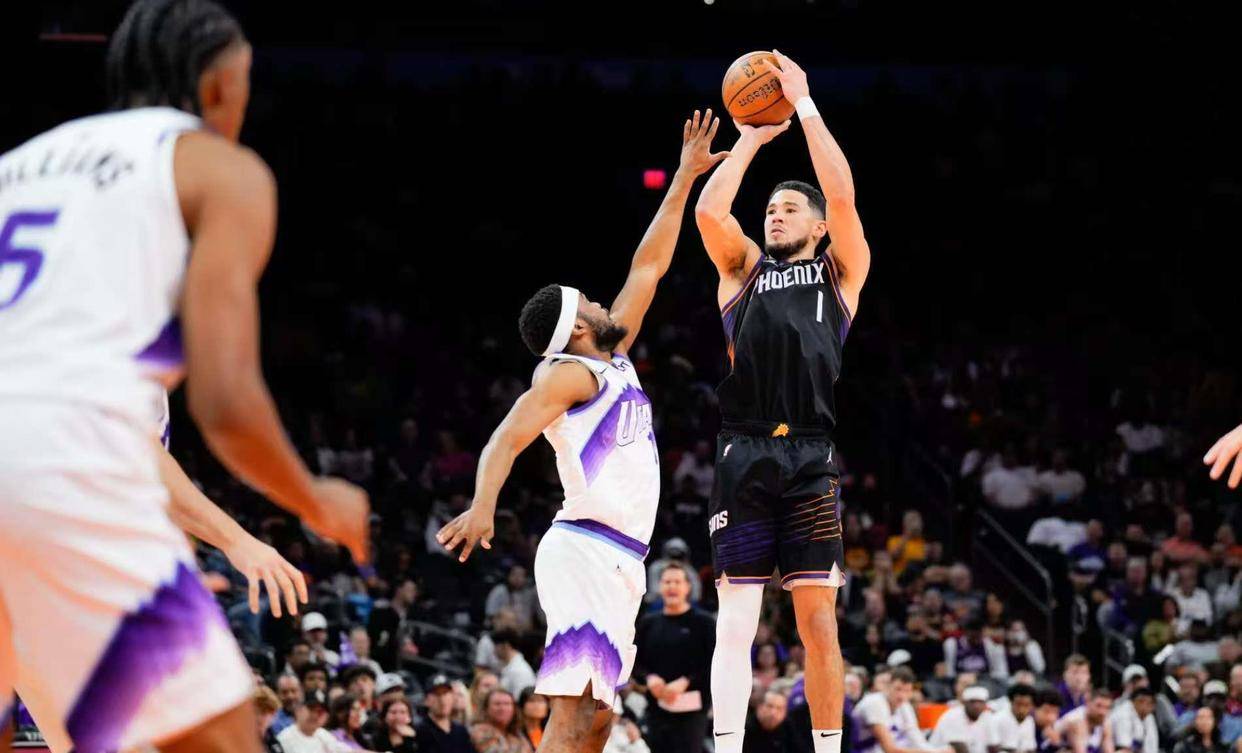 凯尔特人鏖战新疆队，布克带队取胜